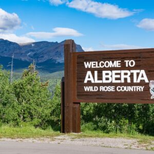 Alberta Peaks & Lakes Hiking Escape